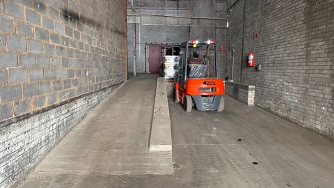 89 Whitworth Road, Heriotdale 1500m² Industrial Property Available For Sale (3)